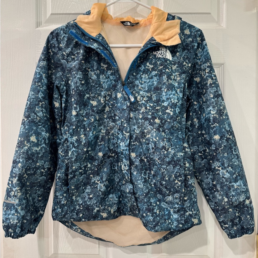 10-12 girls The North Face Blue and Cream Patterned Jacket